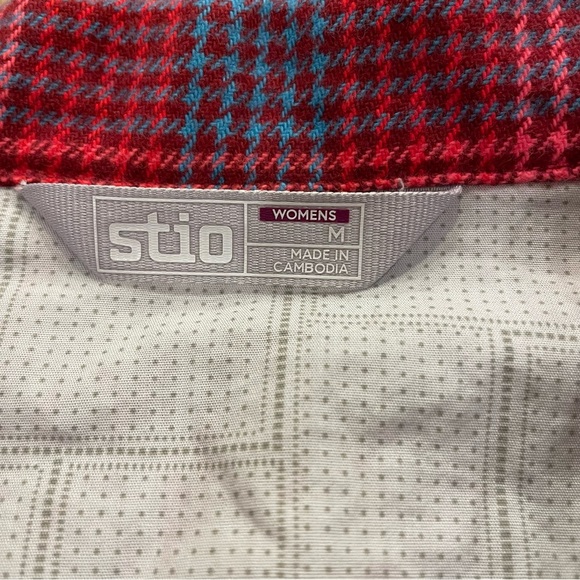 Women’s Stio Hutkeeper Flannel Button Down Size Medium - Picture 9 of 11
